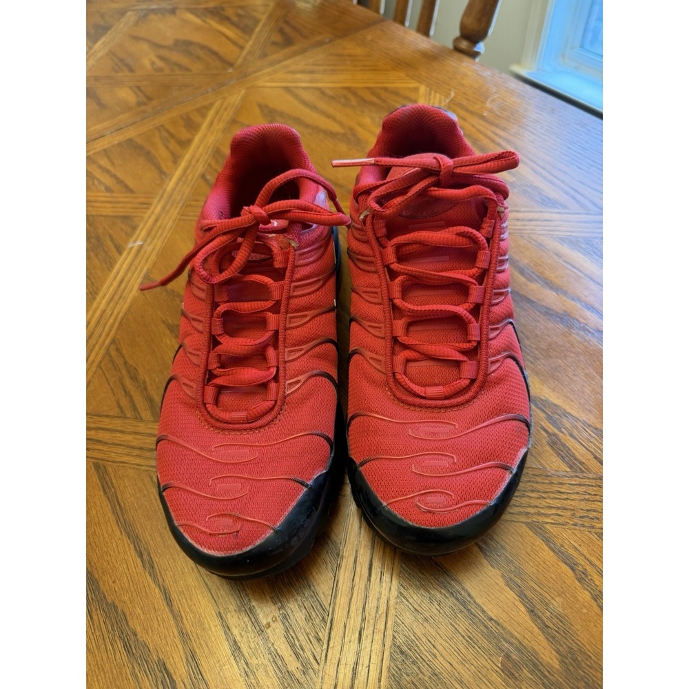 Nike Air Max Plus TN Kids Sneaker US 5.5Y Red/Black Lace-Up CI5649-600